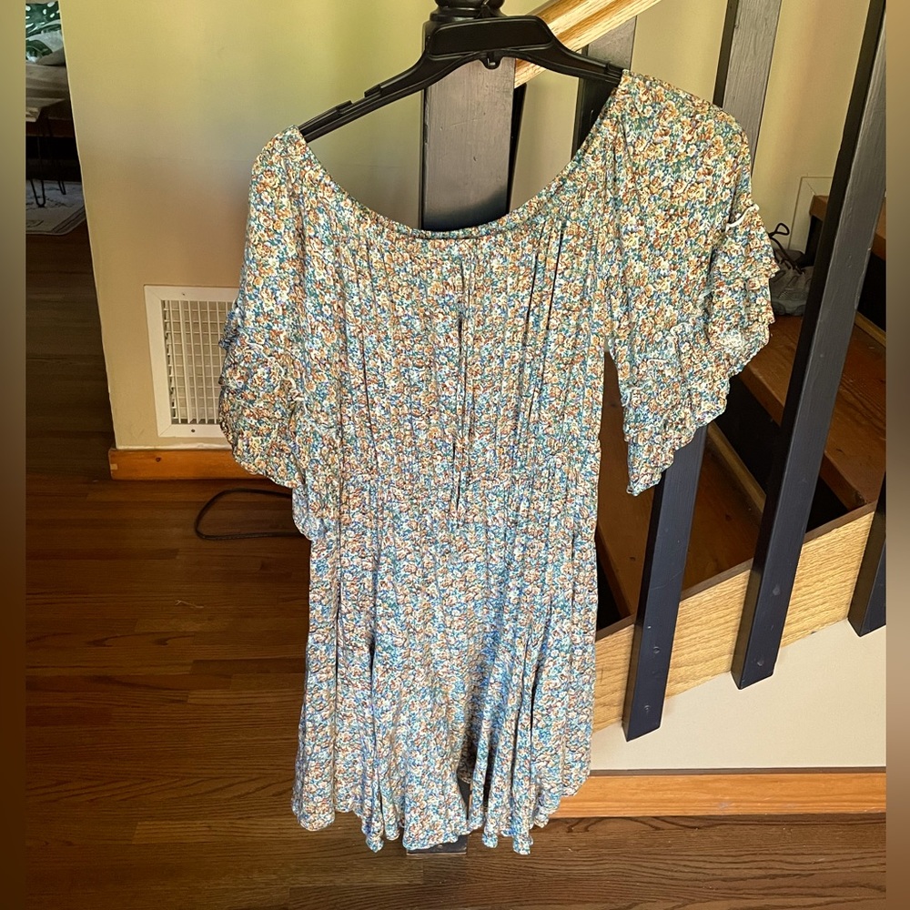 Mini off shoulder small floral dress